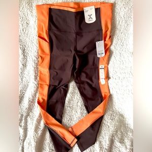 Brand new with tags 7/8 ankle leggings!